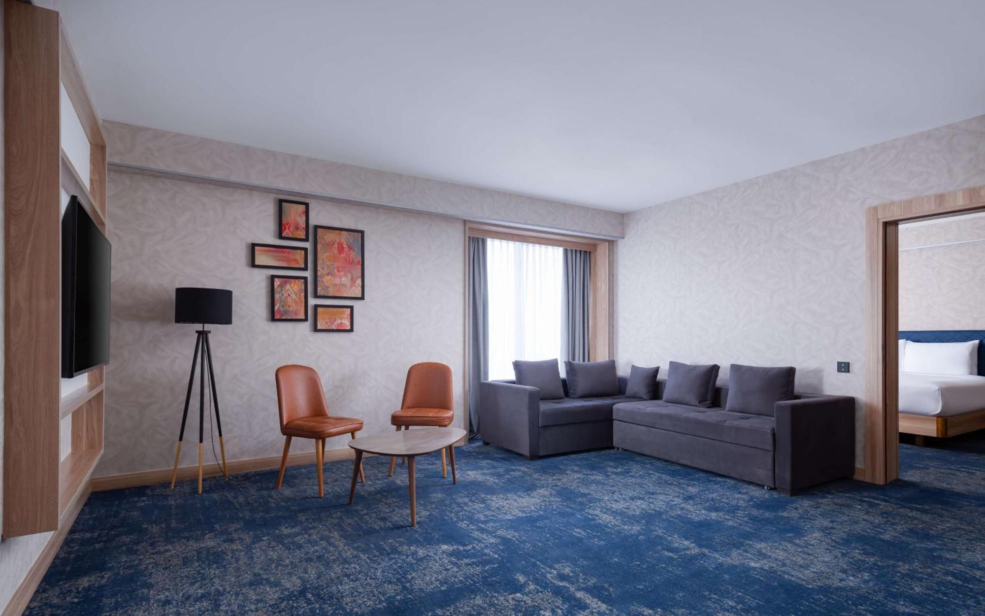 Hilton Garden Inn Samarkand Eksteriør billede