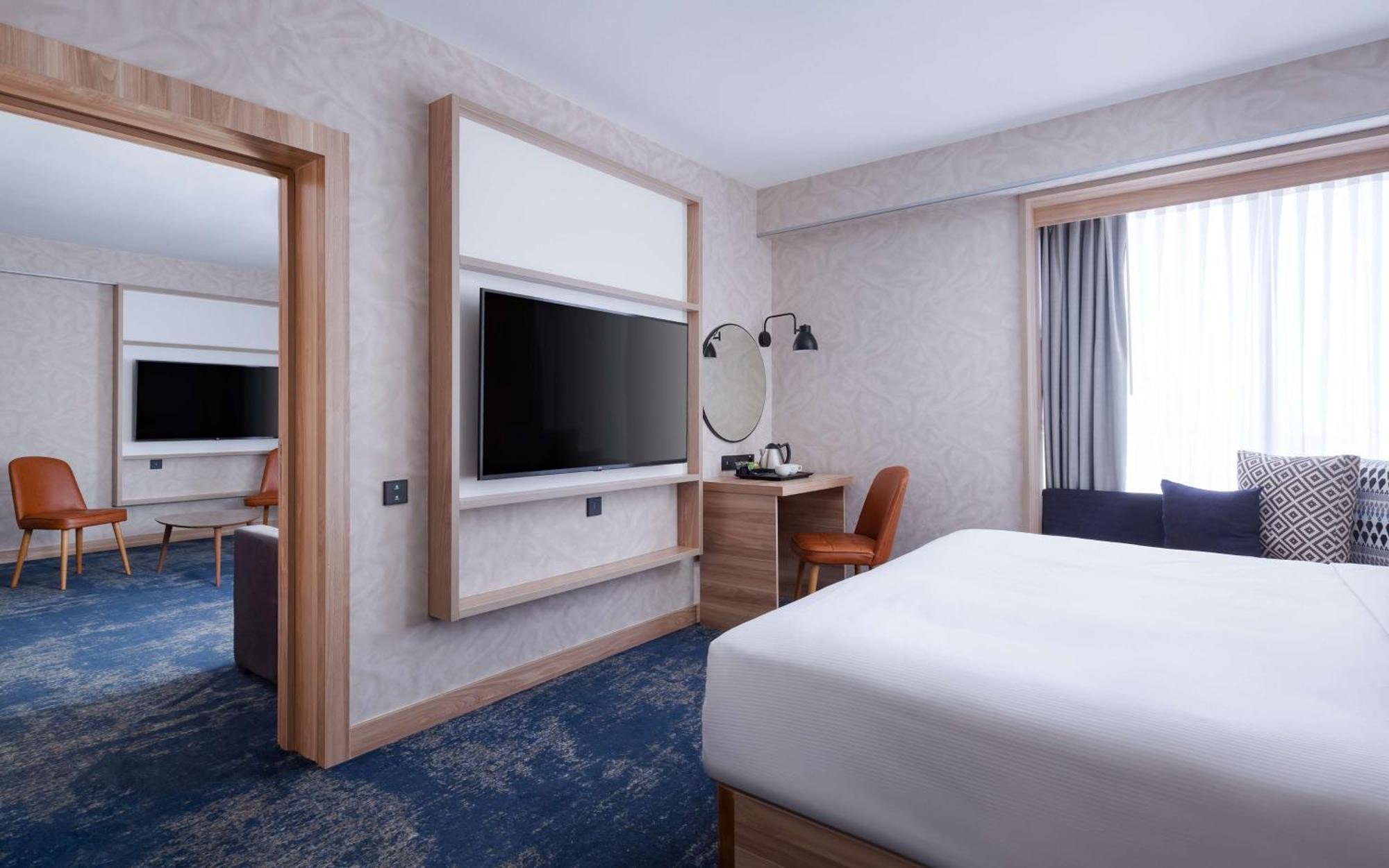 Hilton Garden Inn Samarkand Eksteriør billede